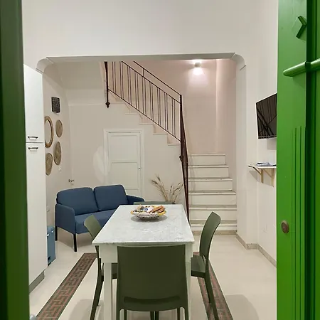 Conte125 Nyaraló Cinisi